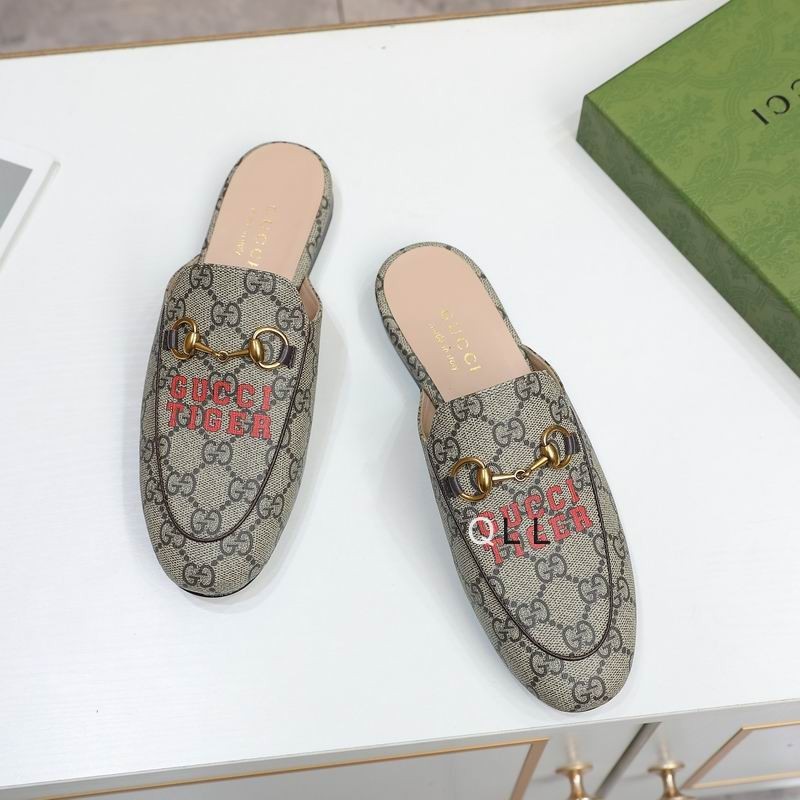 Gucci Women's Slippers 463